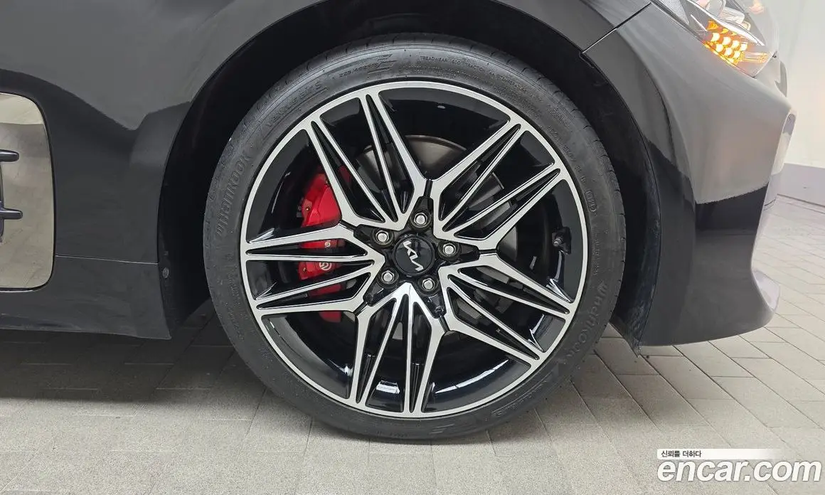 Kia Stinger 2022 2.5 автомат (гидро), фото 6