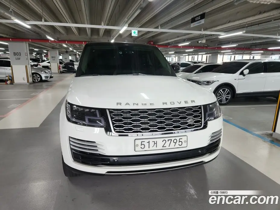 Land Rover Range Rover 2015 4.4 автомат (гидро), фото 3 Land Rover Range Rover 2015 4.4 автомат (гидро), фото 3