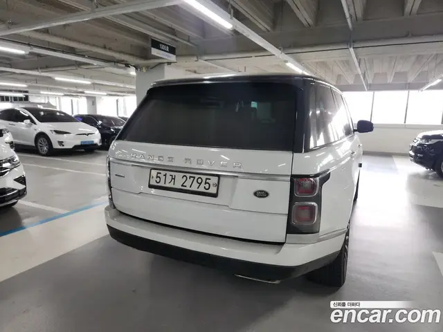 Land Rover Range Rover 2015 4.4 автомат (гидро), миниатюра 6 Land Rover Range Rover 2015 4.4 автомат (гидро), миниатюра 6