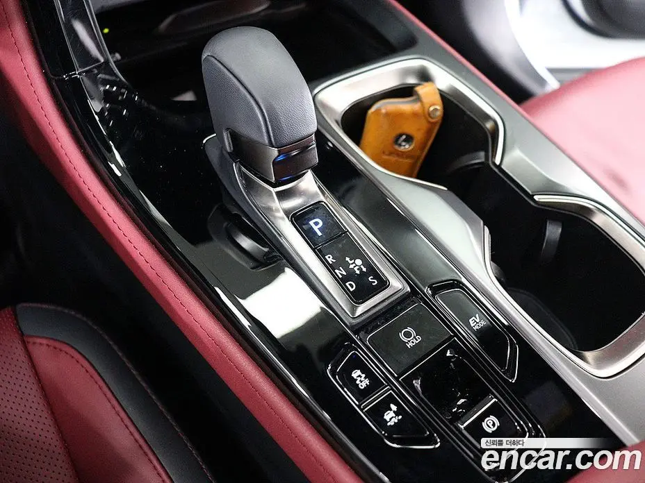 Lexus NX 2025 2.5 автомат (гидро), фото 10 Lexus NX 2025 2.5 автомат (гидро), фото 10
