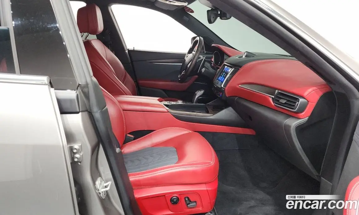 Maserati Levante 2020 3.0 автомат (гидро), фото 16 Maserati Levante 2020 3.0 автомат (гидро), фото 16