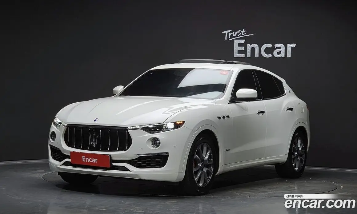 Maserati Levante 2020 3.0 автомат (гидро), фото 1 Maserati Levante 2020 3.0 автомат (гидро), фото 1