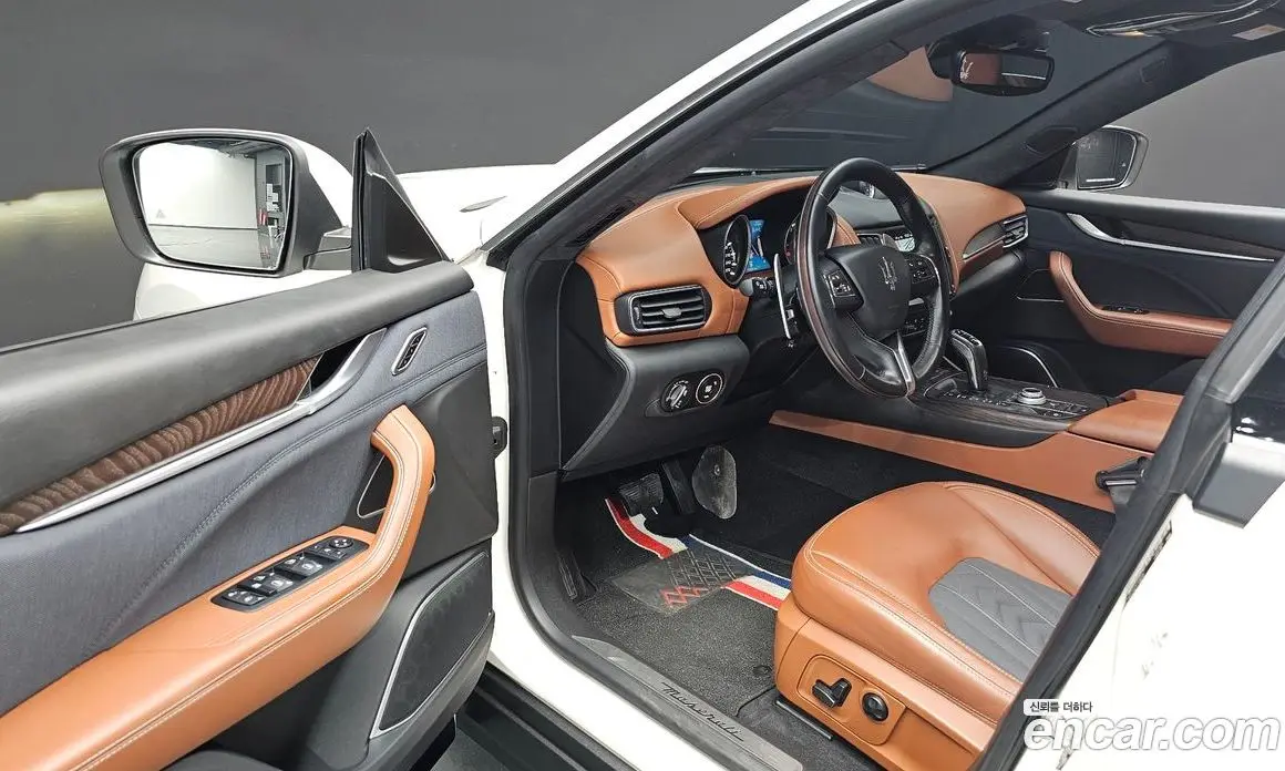 Maserati Levante 2020 3.0 автомат (гидро), фото 12 Maserati Levante 2020 3.0 автомат (гидро), фото 12