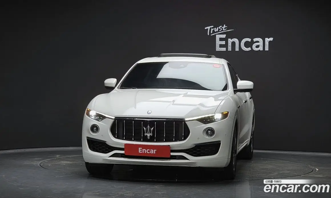 Maserati Levante 2020 3.0 автомат (гидро), фото 3 Maserati Levante 2020 3.0 автомат (гидро), фото 3