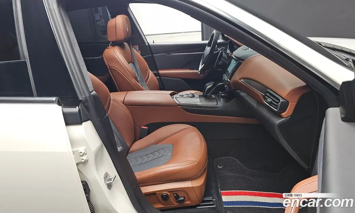Maserati Levante 2020 3.0 автомат (гидро), фото 10 Maserati Levante 2020 3.0 автомат (гидро), фото 10