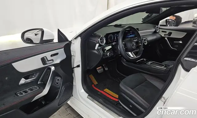 Mercedes-Benz CLA-Class 2024 2.0 автомат (гидро), миниатюра 12