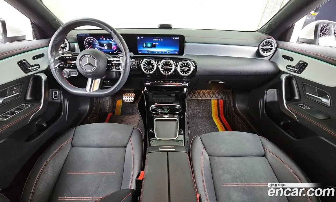 Mercedes-Benz CLA-Class 2024 2.0 автомат (гидро), фото 9