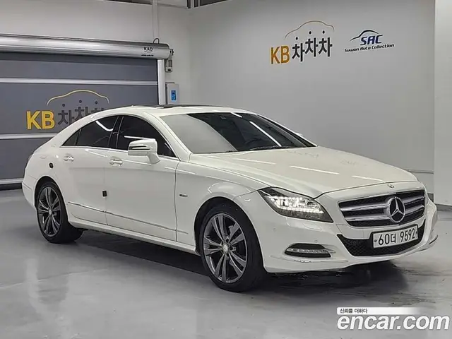 Mercedes-Benz CLS-Class 2012 3.5 автомат (гидро), миниатюра 4 Mercedes-Benz CLS-Class 2012 3.5 автомат (гидро), миниатюра 4