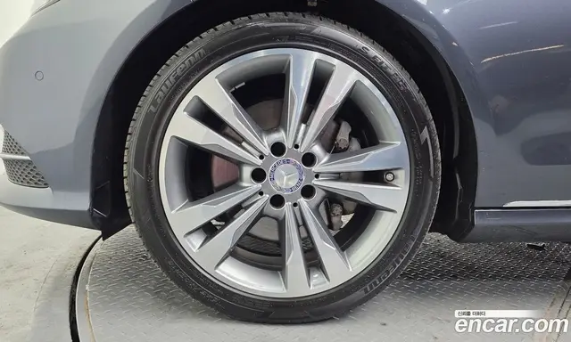 Mercedes-Benz E-Class 2015 3.5 автомат (гидро), миниатюра 4 Mercedes-Benz E-Class 2015 3.5 автомат (гидро), миниатюра 4