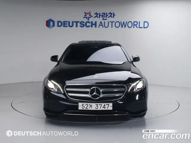 Mercedes-Benz E-Class 2018 2.0 автомат (гидро), миниатюра 3 Mercedes-Benz E-Class 2018 2.0 автомат (гидро), миниатюра 3