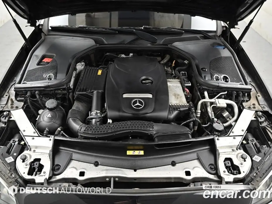 Mercedes-Benz E-Class 2018 2.0 автомат (гидро), фото 6 Mercedes-Benz E-Class 2018 2.0 автомат (гидро), фото 6