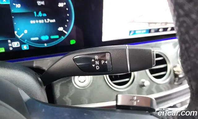 Mercedes-Benz E-Class 2021 2.0 автомат (гидро), миниатюра 12