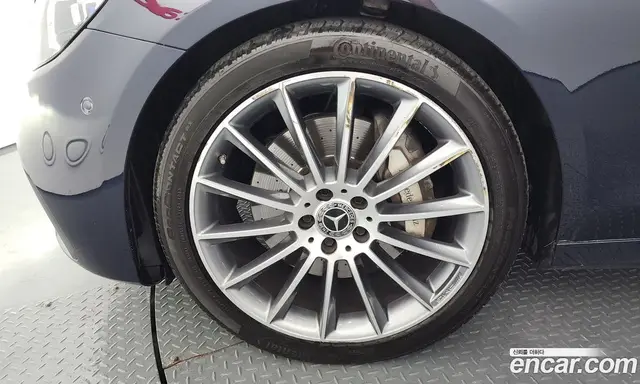 Mercedes-Benz E-Class 2021 2.0 автомат (гидро), миниатюра 5 Mercedes-Benz E-Class 2021 2.0 автомат (гидро), миниатюра 5