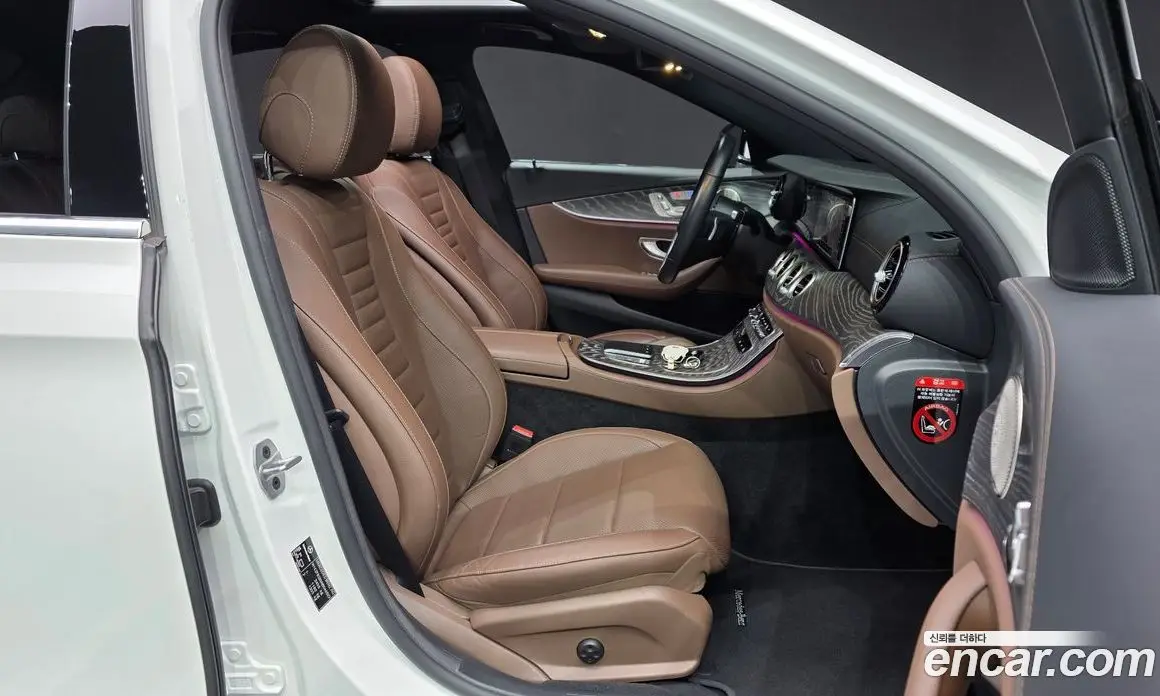 Mercedes-Benz E-Class 2022 2.0 автомат (гидро), фото 16