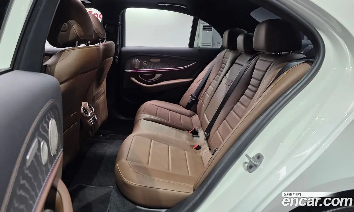 Mercedes-Benz E-Class 2022 2.0 автомат (гидро), фото 17