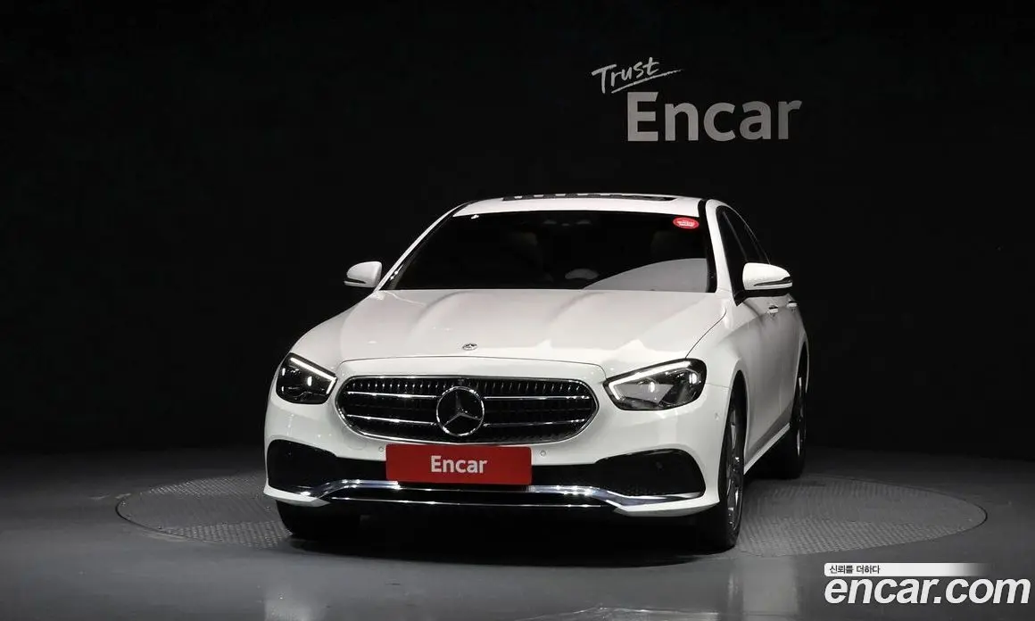 Mercedes-Benz E-Class 2022 2.0 автомат (гидро), фото 3
