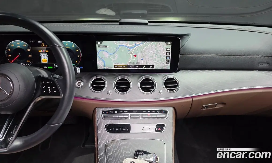 Mercedes-Benz E-Class 2022 2.0 автомат (гидро), фото 23
