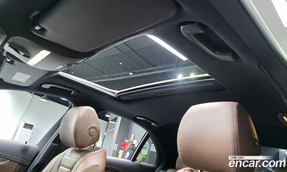 Mercedes-Benz E-Class 2022 2.0 автомат (гидро), фото 26