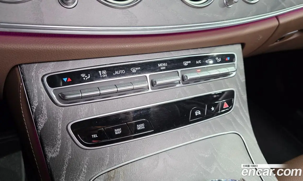 Mercedes-Benz E-Class 2022 2.0 автомат (гидро), фото 32