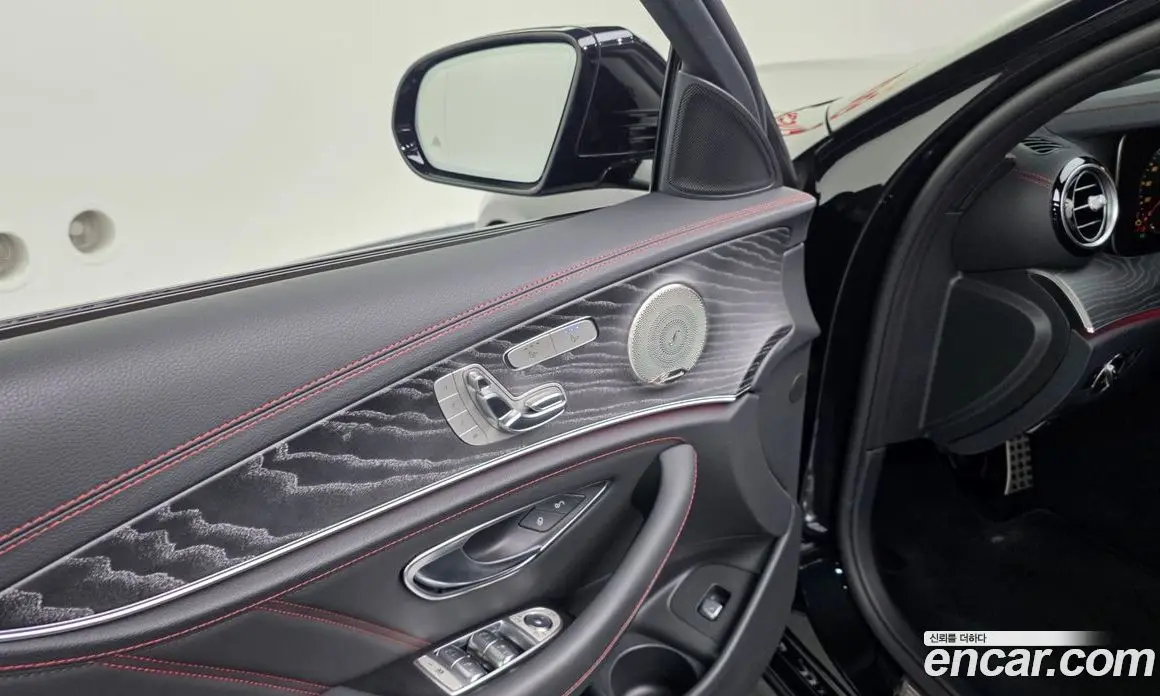 Mercedes-Benz E-Class 2022 3.0 автомат (гидро), фото 27