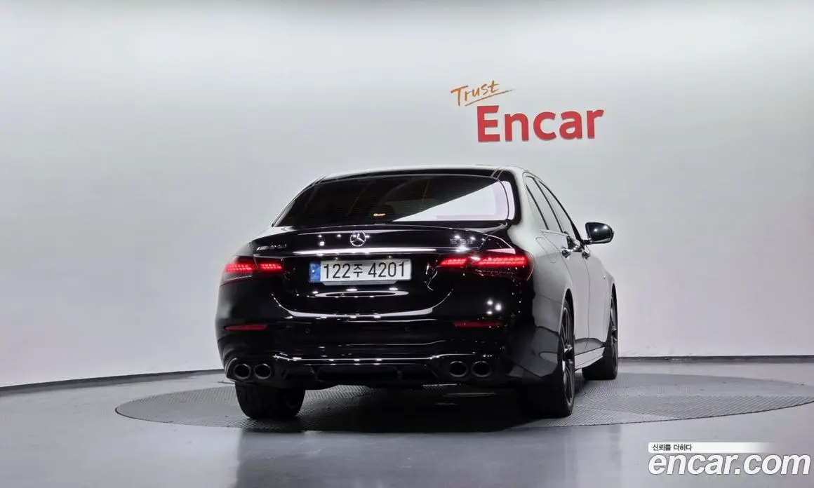 Mercedes-Benz E-Class 2022 3.0 автомат (гидро), фото 4