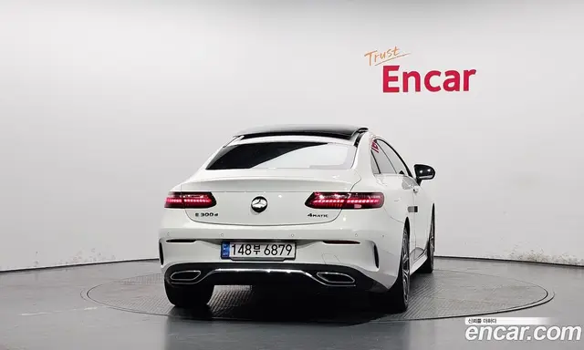 Mercedes-Benz E-Class 2022 2.0 автомат (гидро), миниатюра 3 Mercedes-Benz E-Class 2022 2.0 автомат (гидро), миниатюра 3