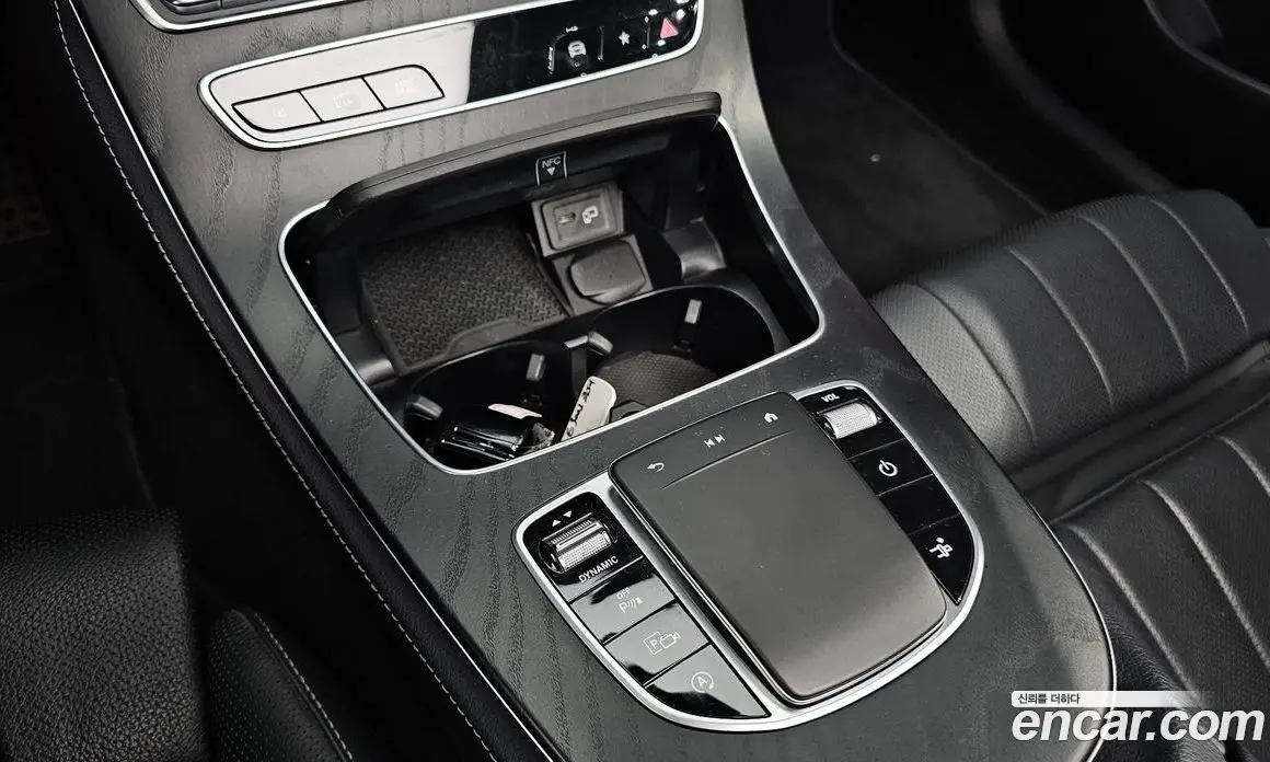 Mercedes-Benz E-Class 2022 2.0 автомат (гидро), фото 26 Mercedes-Benz E-Class 2022 2.0 автомат (гидро), фото 26