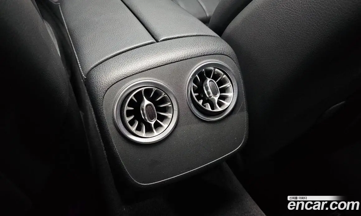 Mercedes-Benz E-Class 2022 2.0 автомат (гидро), фото 30 Mercedes-Benz E-Class 2022 2.0 автомат (гидро), фото 30