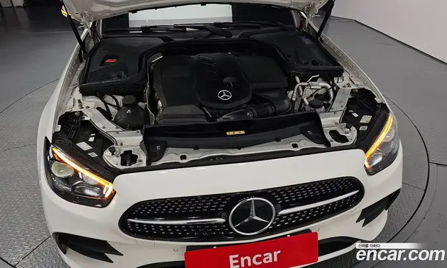 Mercedes-Benz E-Class 2022 2.0 автомат (гидро), миниатюра 5 Mercedes-Benz E-Class 2022 2.0 автомат (гидро), миниатюра 5