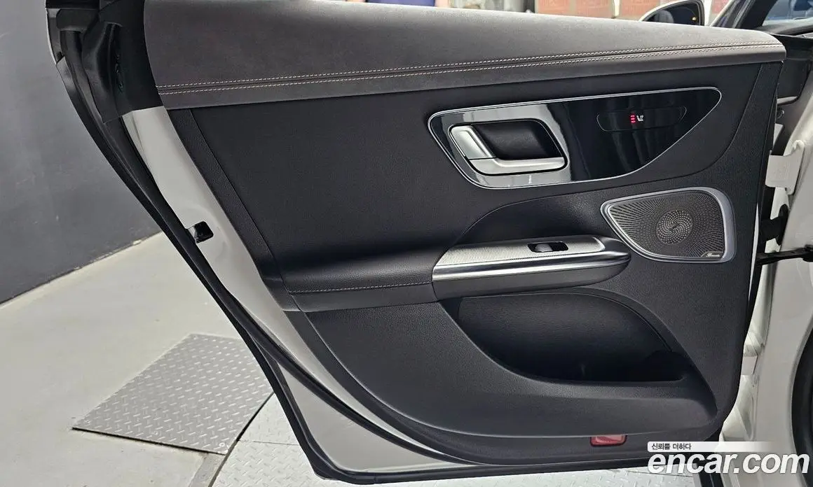 Mercedes-Benz EQE 2023 0.3 автомат (гидро), фото 15 Mercedes-Benz EQE 2023 0.3 автомат (гидро), фото 15