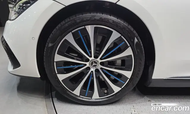 Mercedes-Benz EQE 2023 0.3 автомат (гидро), миниатюра 5 Mercedes-Benz EQE 2023 0.3 автомат (гидро), миниатюра 5