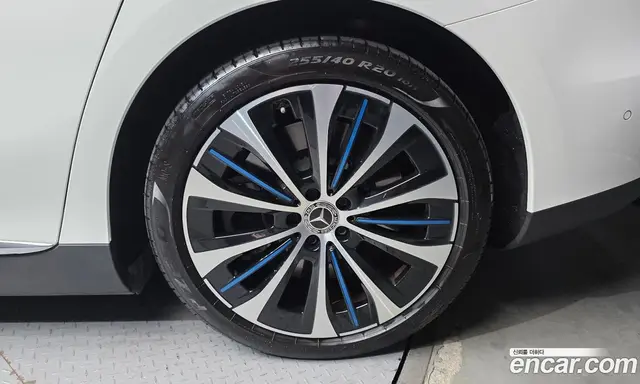 Mercedes-Benz EQE 2023 0.3 автомат (гидро), миниатюра 7 Mercedes-Benz EQE 2023 0.3 автомат (гидро), миниатюра 7