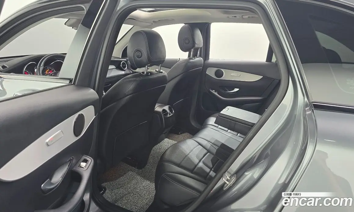 Mercedes-Benz GLC-Class 2018 2.0 автомат (гидро), фото 18 Mercedes-Benz GLC-Class 2018 2.0 автомат (гидро), фото 18