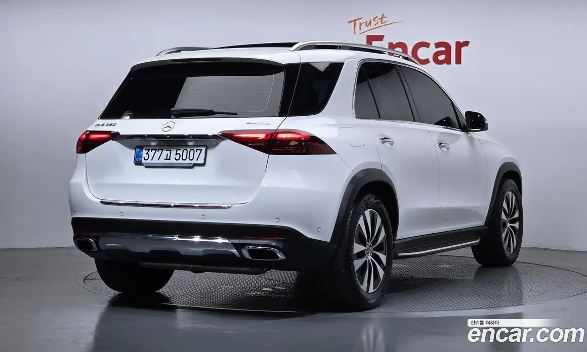 Mercedes-Benz GLE-Class 2025 2.0 автомат (гидро), фото 2 Mercedes-Benz GLE-Class 2025 2.0 автомат (гидро), фото 2