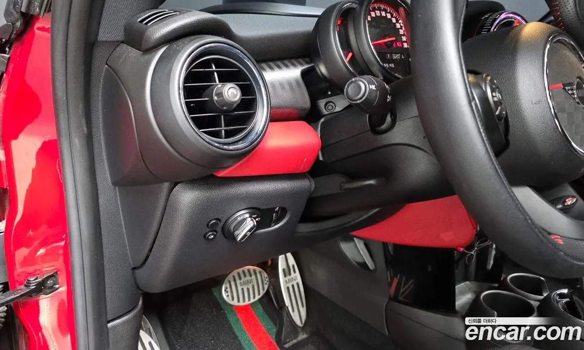 Mini Cooper 2019 2.0 автомат (гидро), фото 18