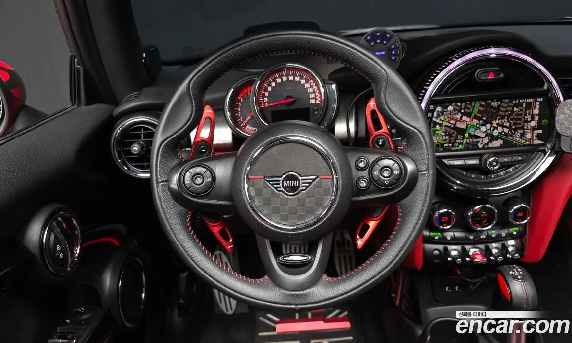 Mini Cooper 2019 2.0 автомат (гидро), фото 19