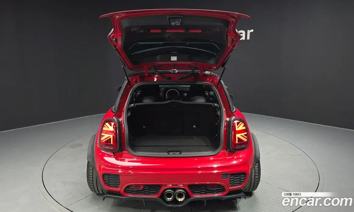 Mini Cooper 2019 2.0 автомат (гидро), фото 26