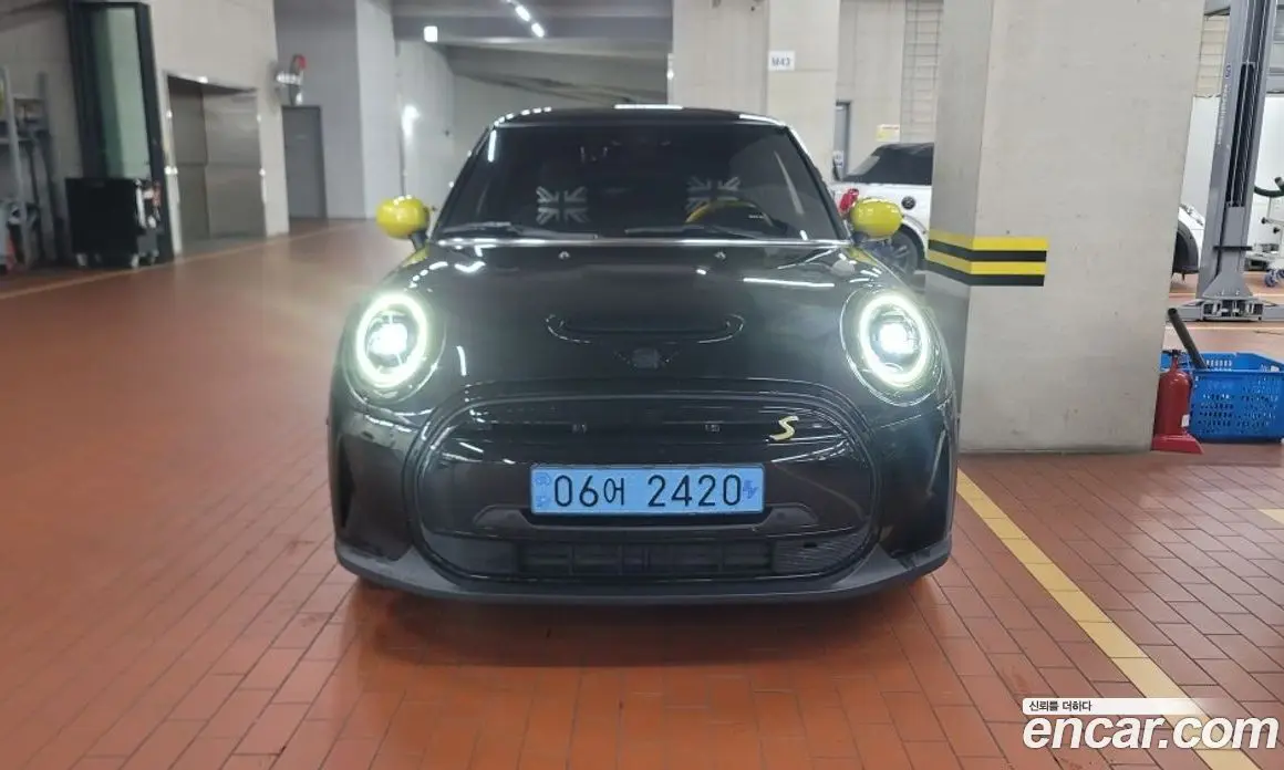 Mini Cooper 2022 2.0 автомат (гидро), фото 2 Mini Cooper 2022 2.0 автомат (гидро), фото 2
