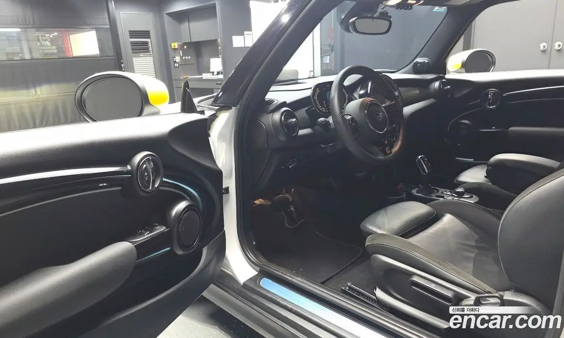 Mini Cooper 2023 автомат (гидро), фото 13 Mini Cooper 2023 автомат (гидро), фото 13