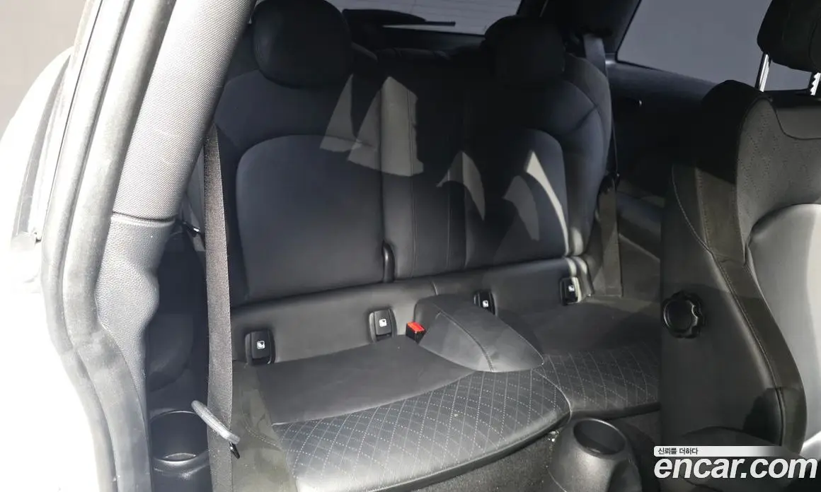 Mini Cooper 2023 автомат (гидро), фото 17 Mini Cooper 2023 автомат (гидро), фото 17