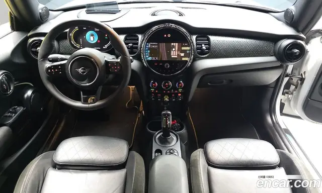 Mini Cooper 2023 автомат (гидро), миниатюра 10 Mini Cooper 2023 автомат (гидро), миниатюра 10