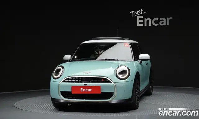 Mini Cooper 2024 2.0 автомат (гидро), миниатюра 3