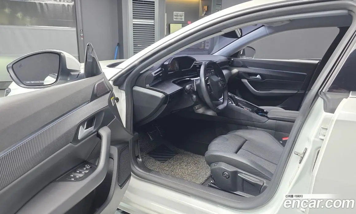 Peugeot 508 2019 1.5 автомат (гидро), фото 13 Peugeot 508 2019 1.5 автомат (гидро), фото 13