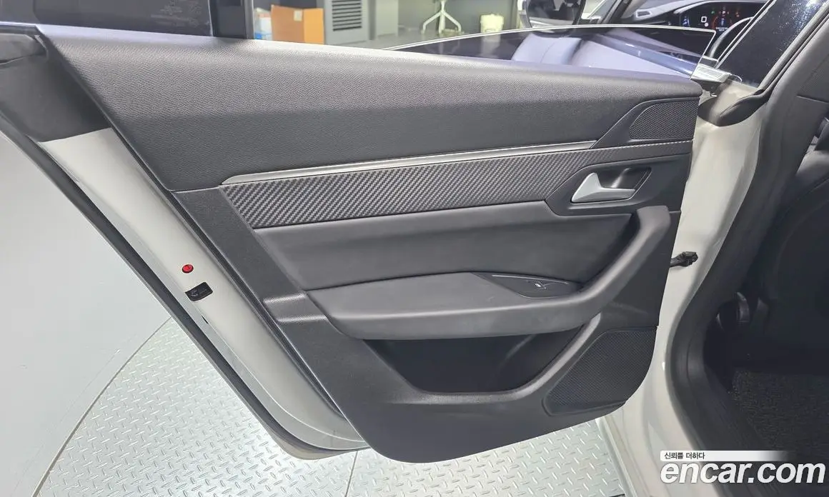 Peugeot 508 2019 1.5 автомат (гидро), фото 15 Peugeot 508 2019 1.5 автомат (гидро), фото 15