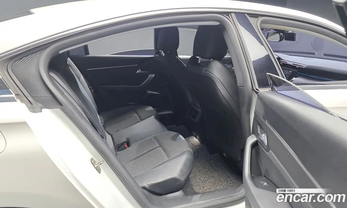 Peugeot 508 2019 1.5 автомат (гидро), фото 18 Peugeot 508 2019 1.5 автомат (гидро), фото 18