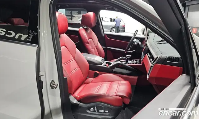 Porsche Cayenne 2020 3.0 автомат (гидро), миниатюра 12