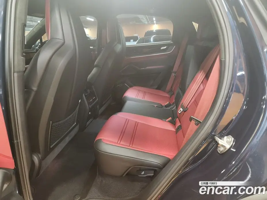 Porsche Cayenne 2025 4.0 автомат (гидро), фото 8 Porsche Cayenne 2025 4.0 автомат (гидро), фото 8