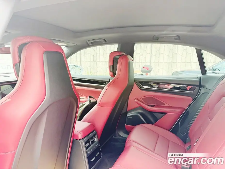 Porsche Macan 2025 автомат (гидро), фото 16 Porsche Macan 2025 автомат (гидро), фото 16