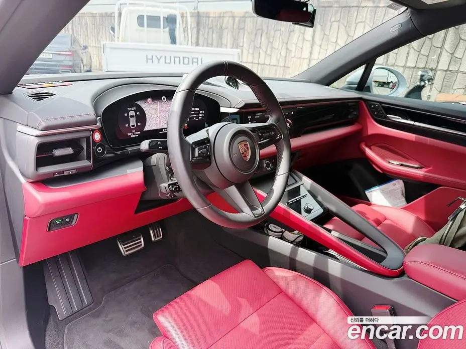 Porsche Macan 2025 автомат (гидро), фото 7 Porsche Macan 2025 автомат (гидро), фото 7