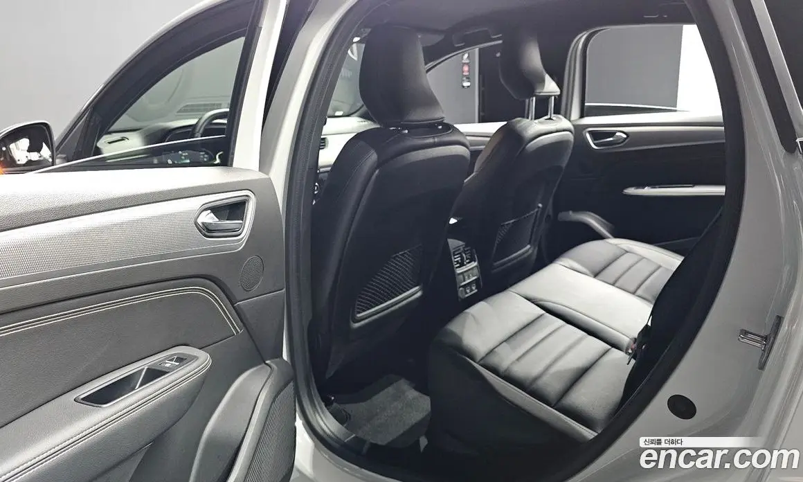 Renault (Samsung) Arkana 2024 1.6 автомат (гидро), фото 15 Renault (Samsung) Arkana 2024 1.6 автомат (гидро), фото 15